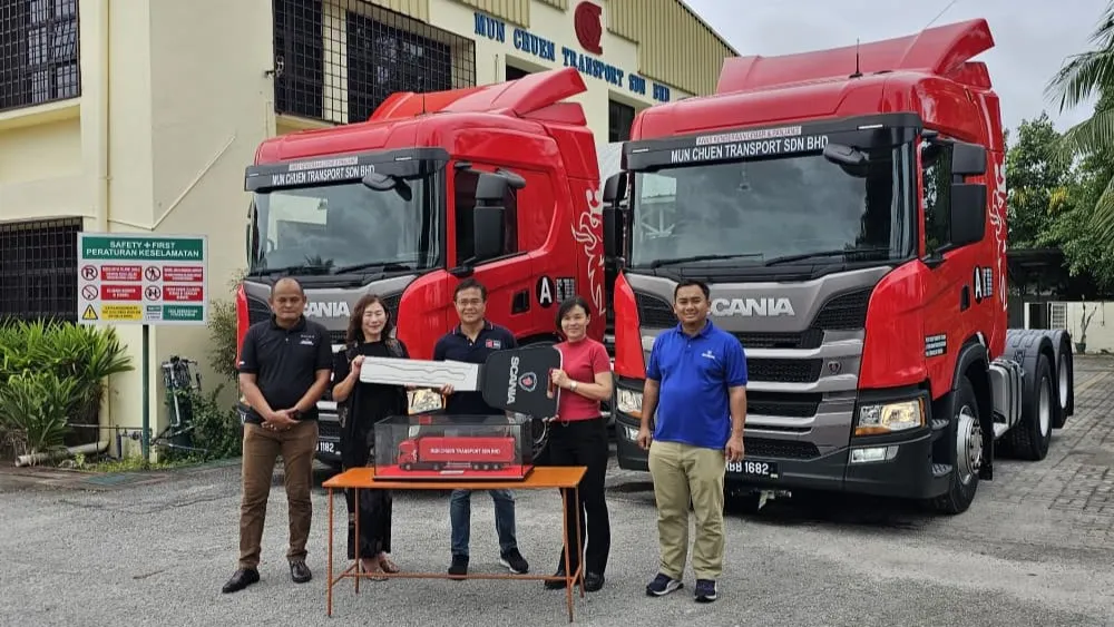 Scania truck handover ceremony with Mun Chuen Transport