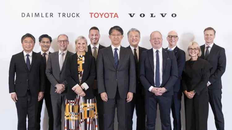 The CEOs of Toyota, Daimler Truck, and Volvo Group together following the signing of the Cellcentric partnership agreement.